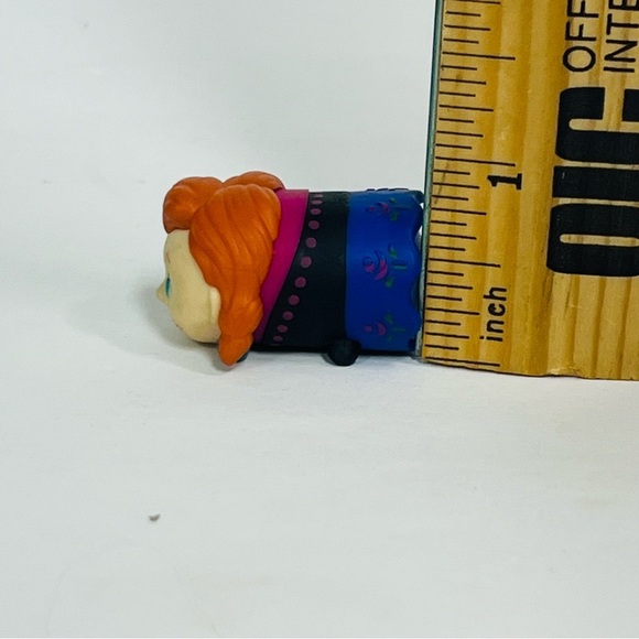Disney tsum tsum anna frozen toy 1.25x2 inch figure collectible red hair pvc - Picture 6 of 6